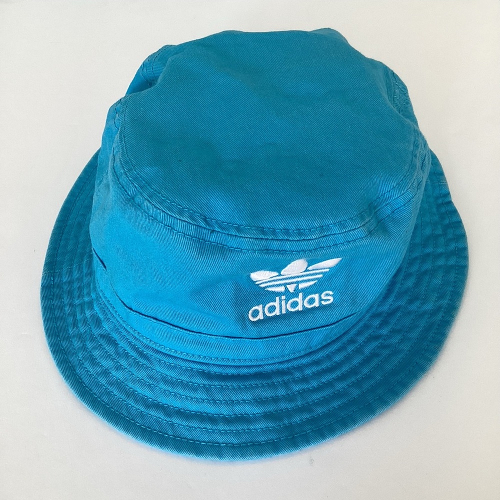 addidas Womens Washed Sky Rush Blue/White Trefoil Bucket Hat - Picture 1 of 6
